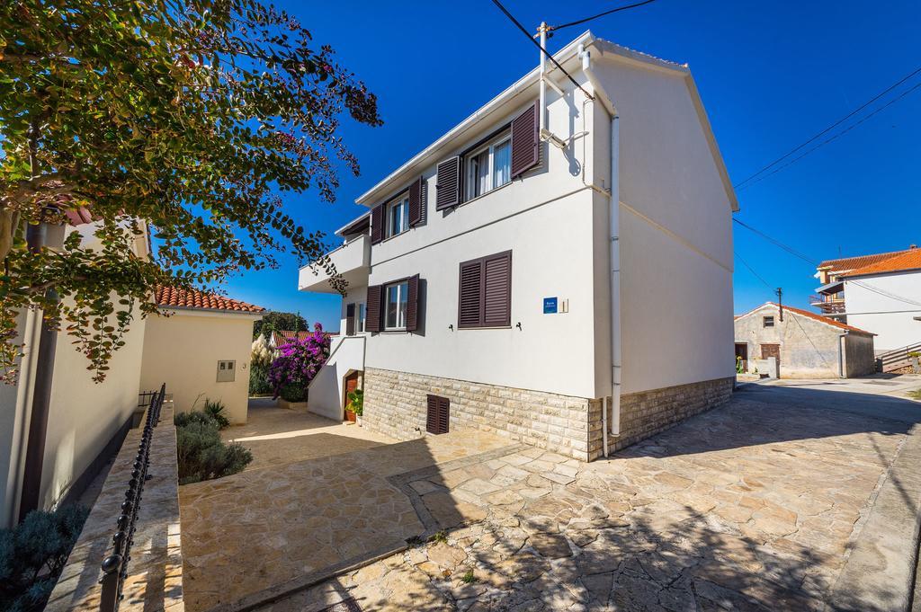 Apartments Nada Zadar Exterior foto